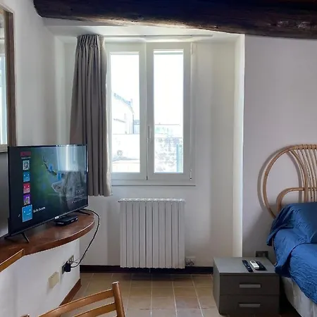 Exclusive With Panoramic Terrace In The Historical City In Apartment *